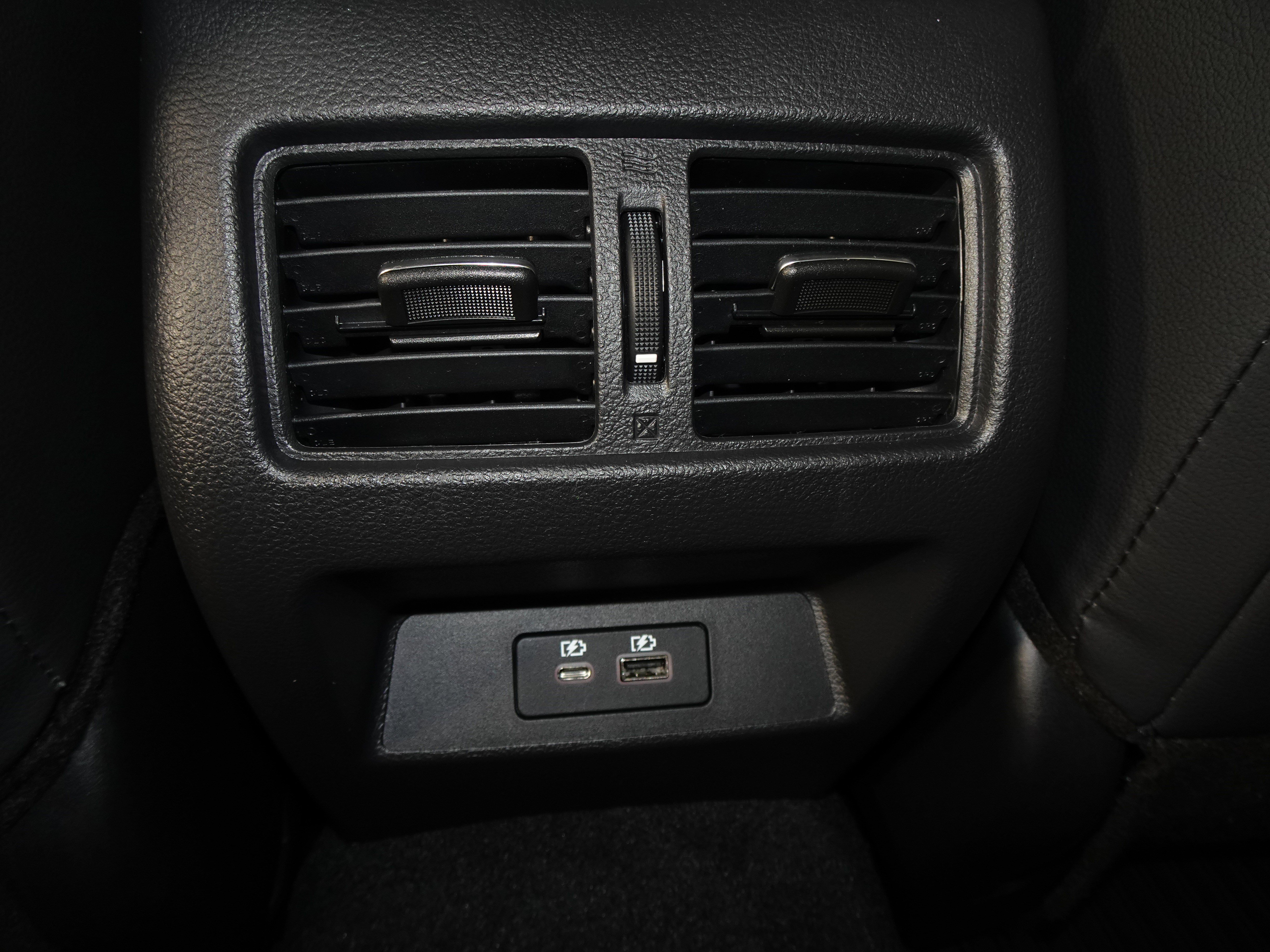 Used 2025 Nissan Altima 2.5 SL image 35