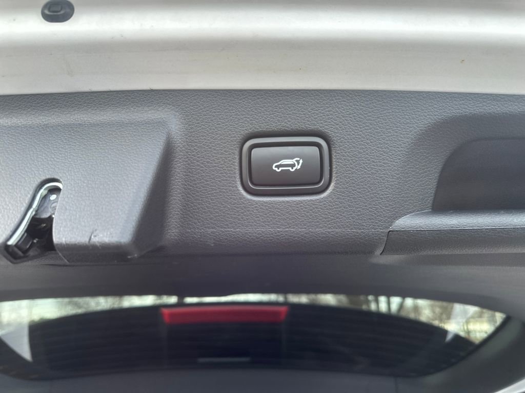 Used 2025 Hyundai Palisade SEL image 20