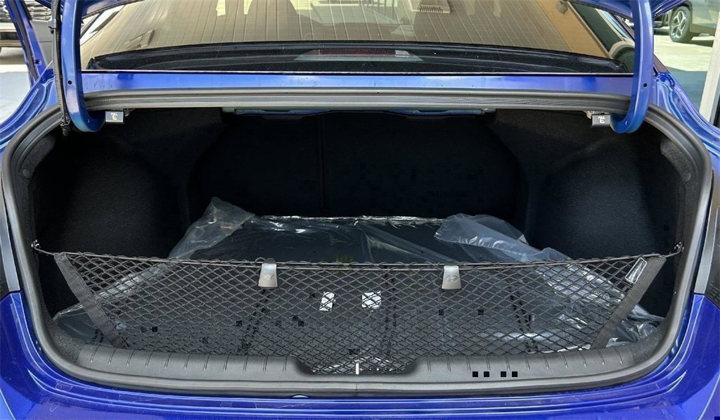 Used 2024 Hyundai Elantra SEL w/ Convenience Package image 17