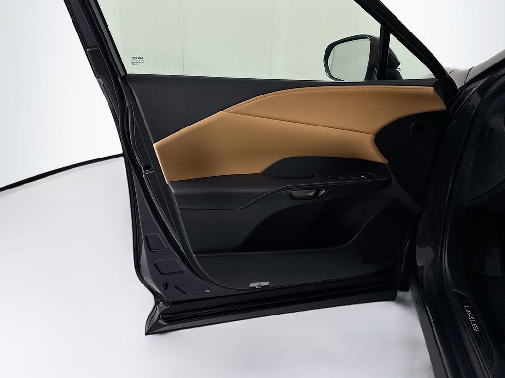 Used 2025 Lexus RX 350 FWD w/ Accessory Package image 24