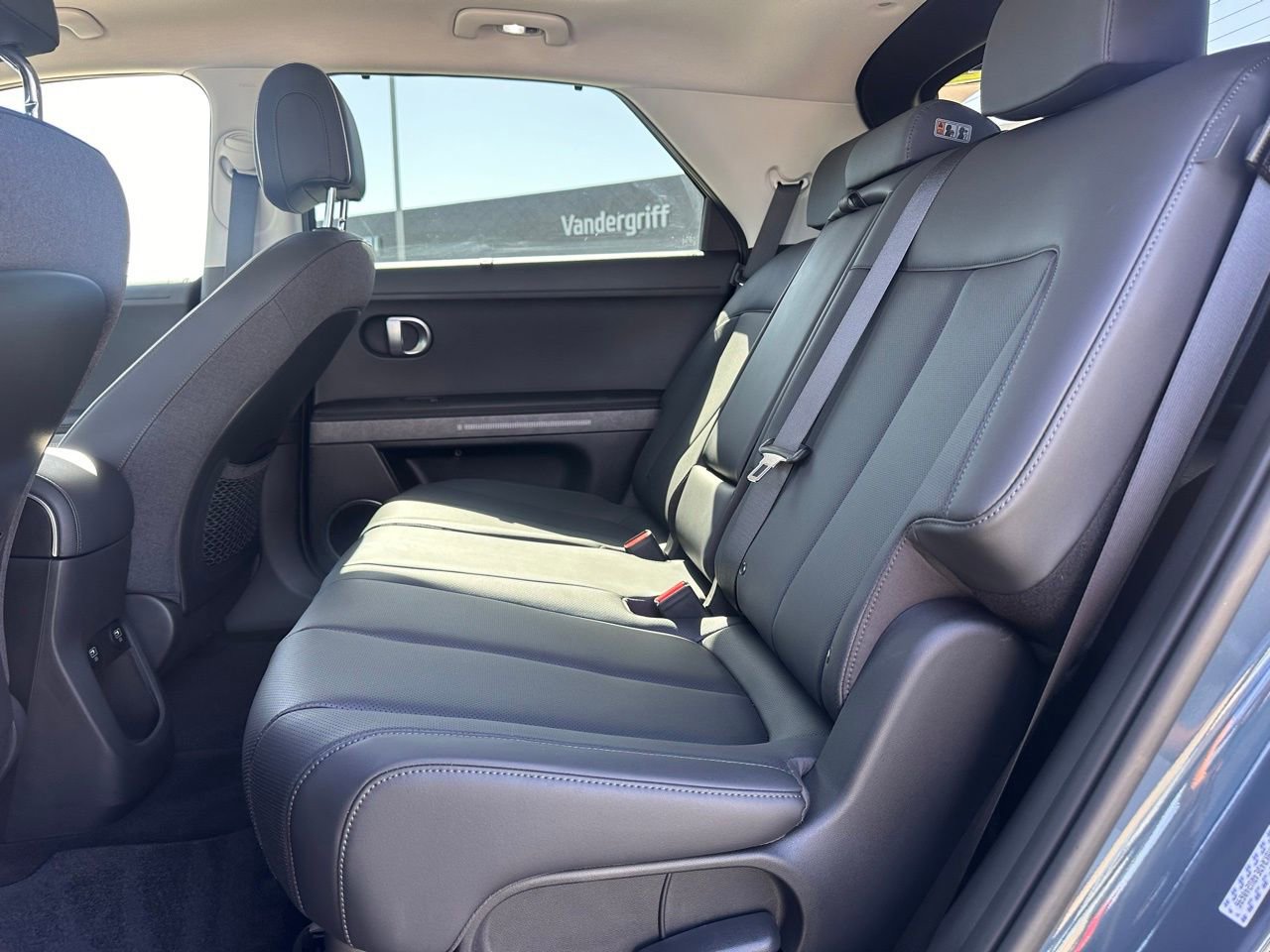 Used 2024 Hyundai Ioniq 5 Limited image 13