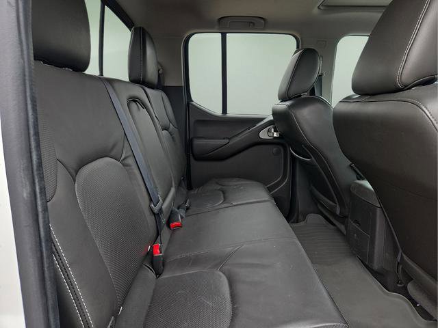 Used 2014 Nissan Frontier PRO-4X w/ Pro-4x Luxury Package AWD/4WD image 15