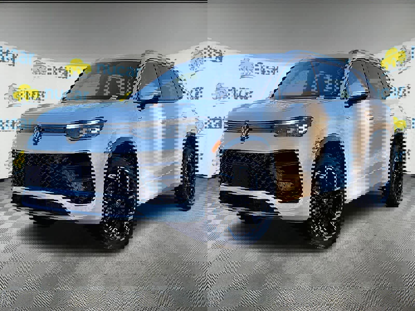 New 2026 Volkswagen Tiguan SEL R-Line image 4