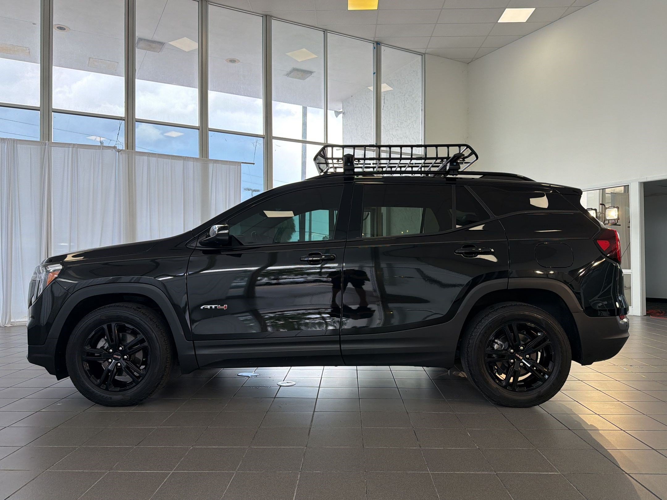 Used 2022 GMC Terrain AT4 w/ Tech Package AWD/4WD image 2