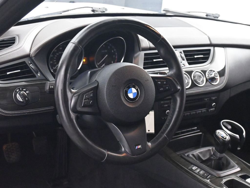 Used 2012 BMW Z4 sDrive28i image 18