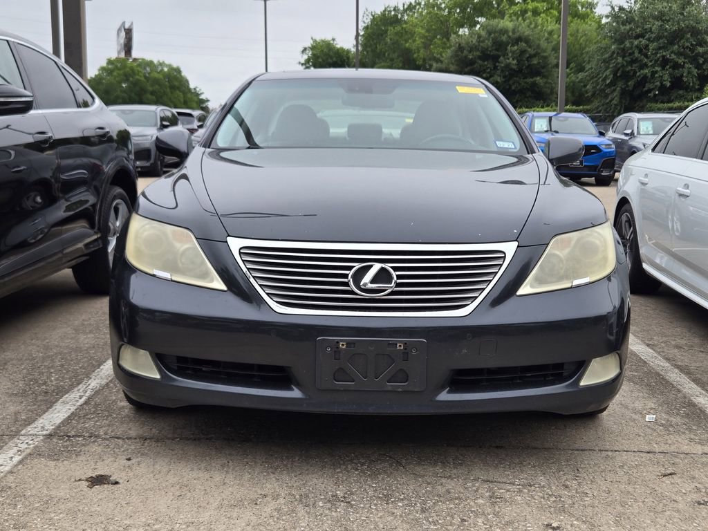 Used 2008 Lexus LS 460 RWD image 4