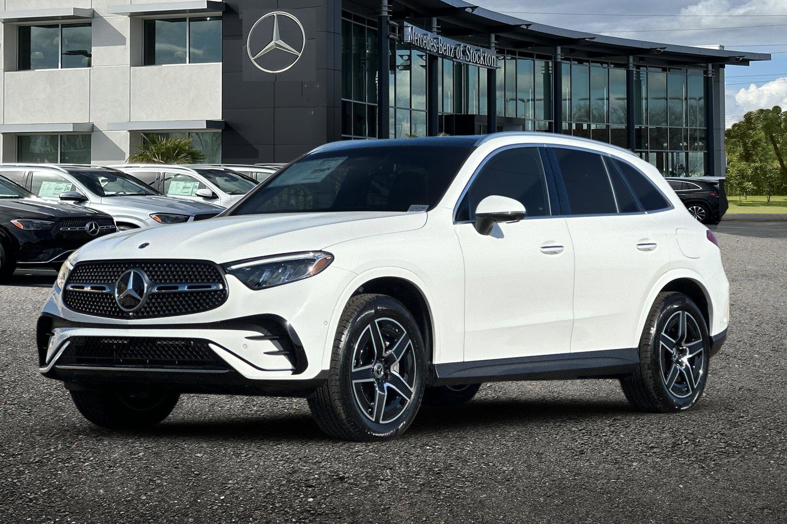 New 2026 Mercedes-Benz GLC 350e 4MATIC image 8