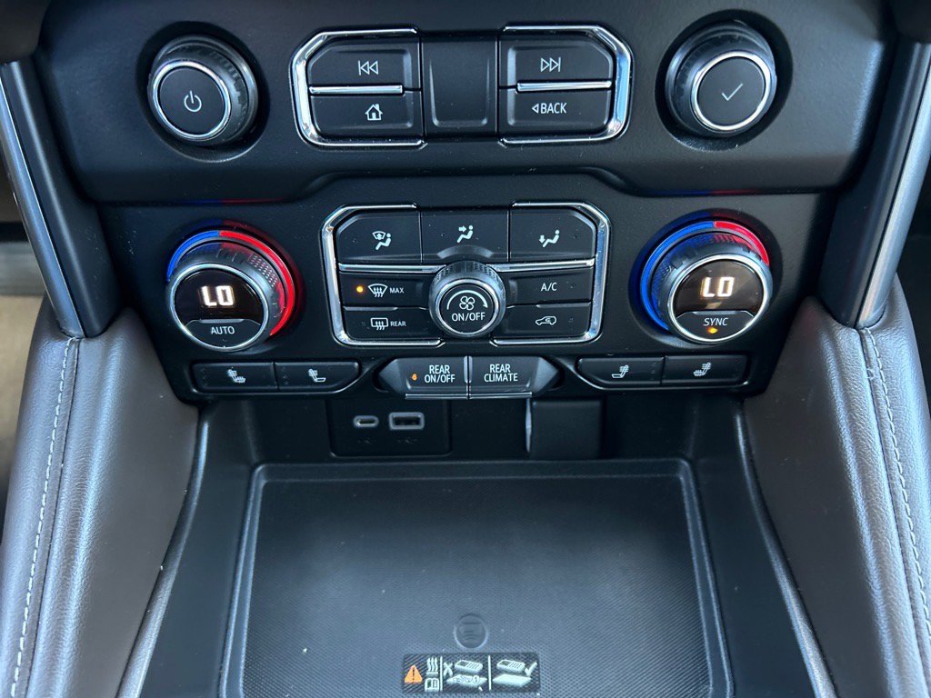 Used 2021 Chevrolet Tahoe LT w/ LT Signature Package image 33