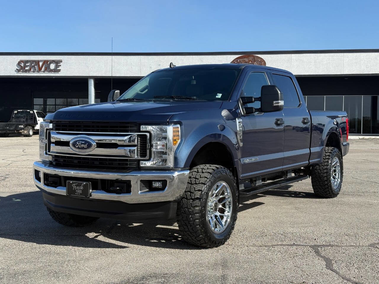 Used 2019 Ford F250 XLT w/ XLT Value Package image 1