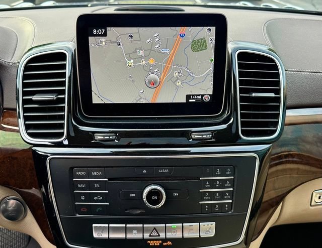 Used 2019 Mercedes-Benz GLS 450 4MATIC image 26