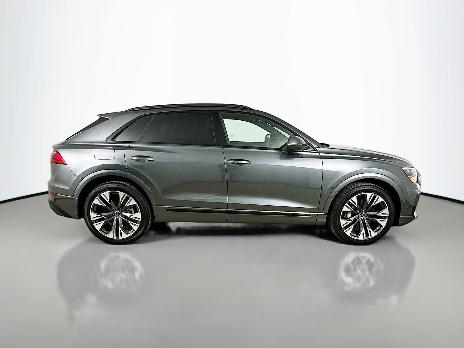 New 2026 Audi Q8 Premium Plus AWD/4WD image 4