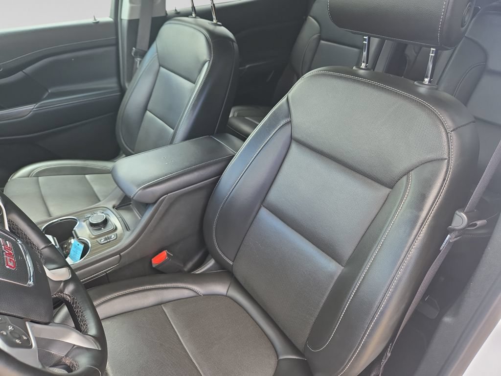Used 2023 GMC Acadia SLT FWD image 18