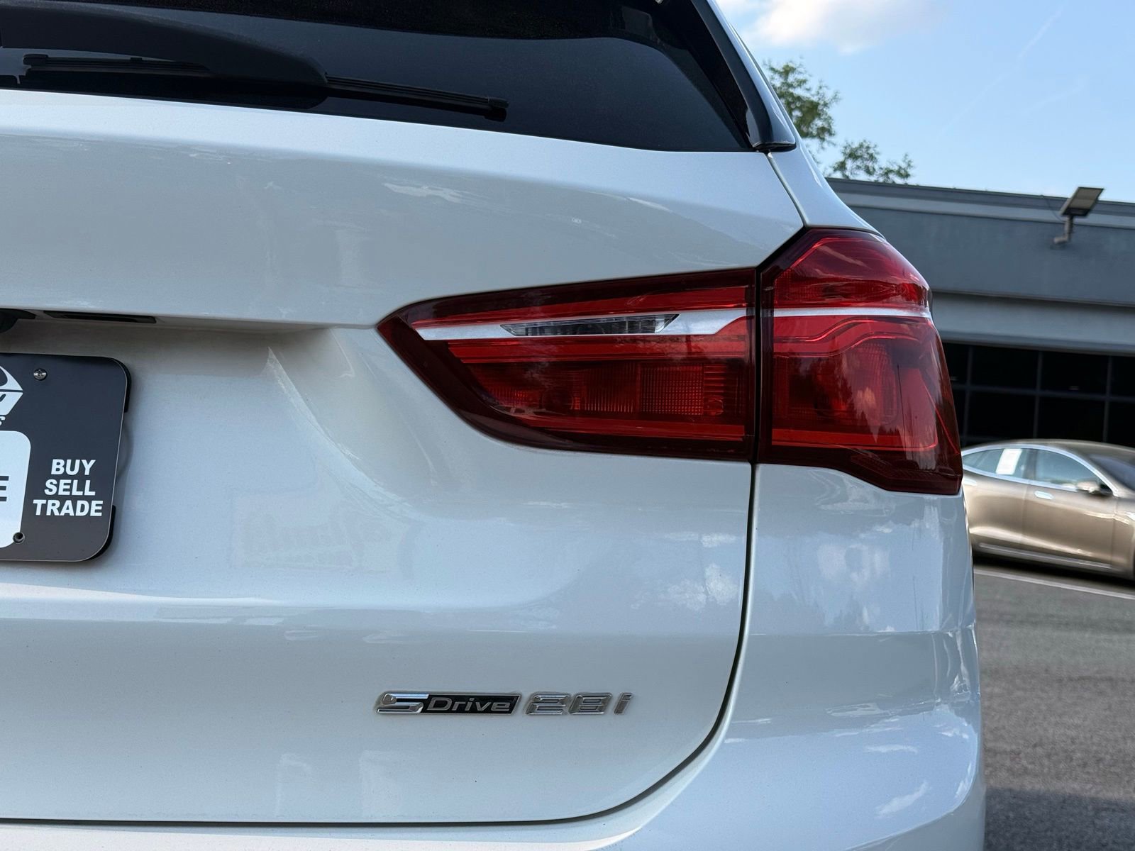 Used 2018 BMW X1 sDrive28i FWD image 10