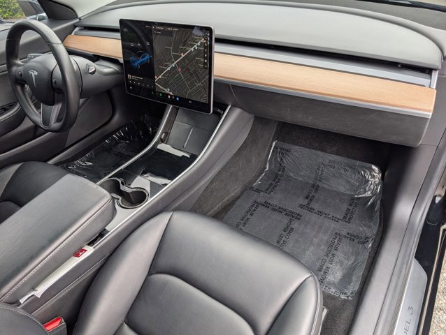 Used 2020 Tesla Model 3 Standard Range image 22