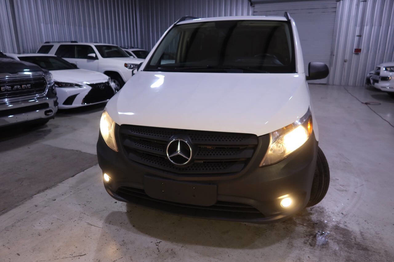 Used 2016 Mercedes-Benz Metris image 37