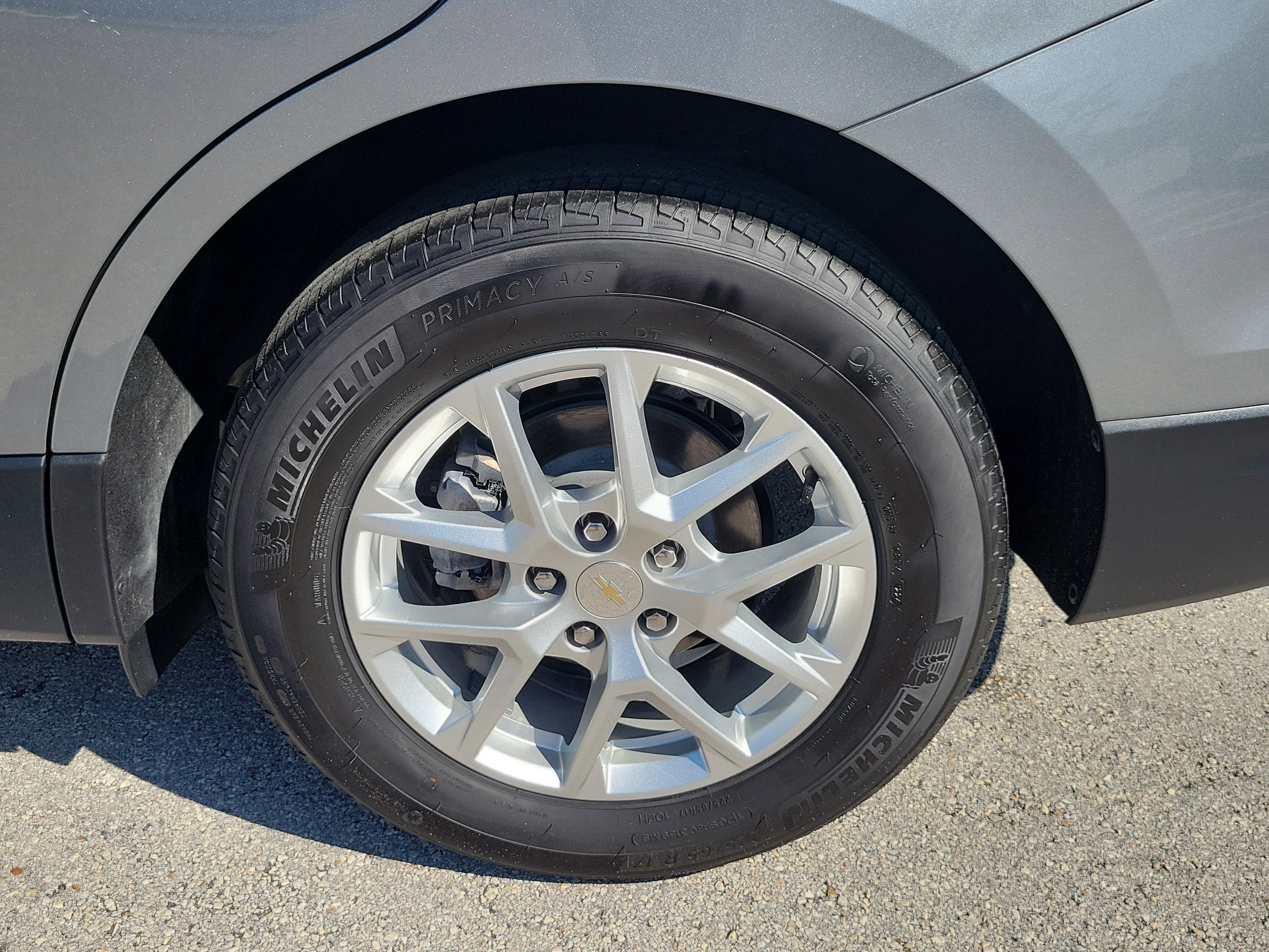 Used 2024 Chevrolet Equinox LS w/ LS Convenience Package FWD image 26