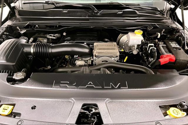 Used 2023 RAM 1500 Big Horn AWD/4WD image 30