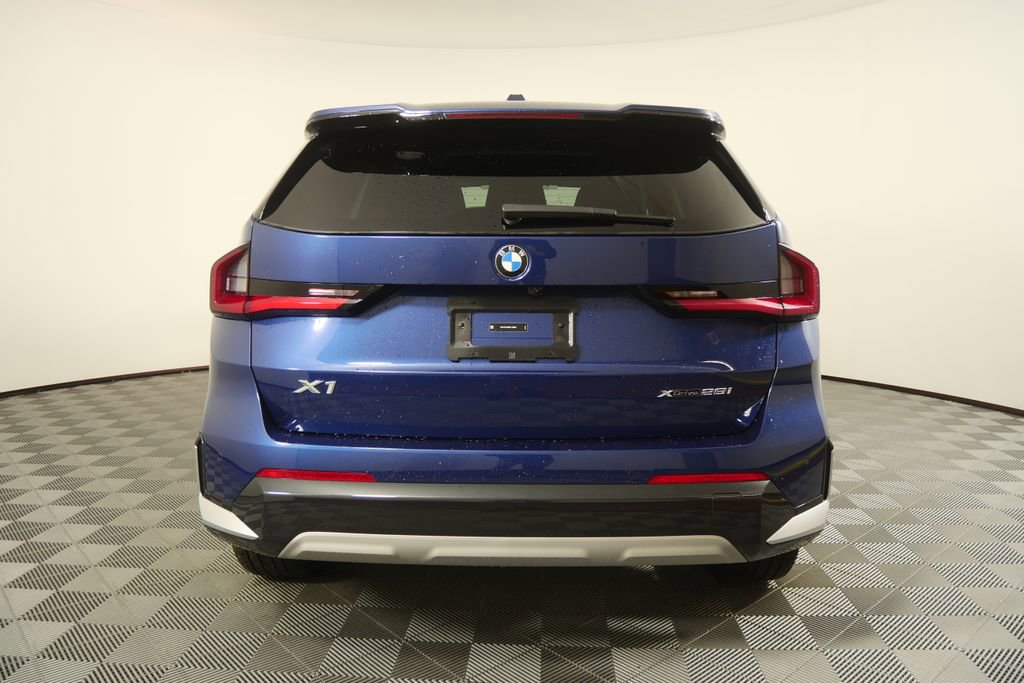Certified 2025 BMW X1 xDrive28i AWD/4WD image 4