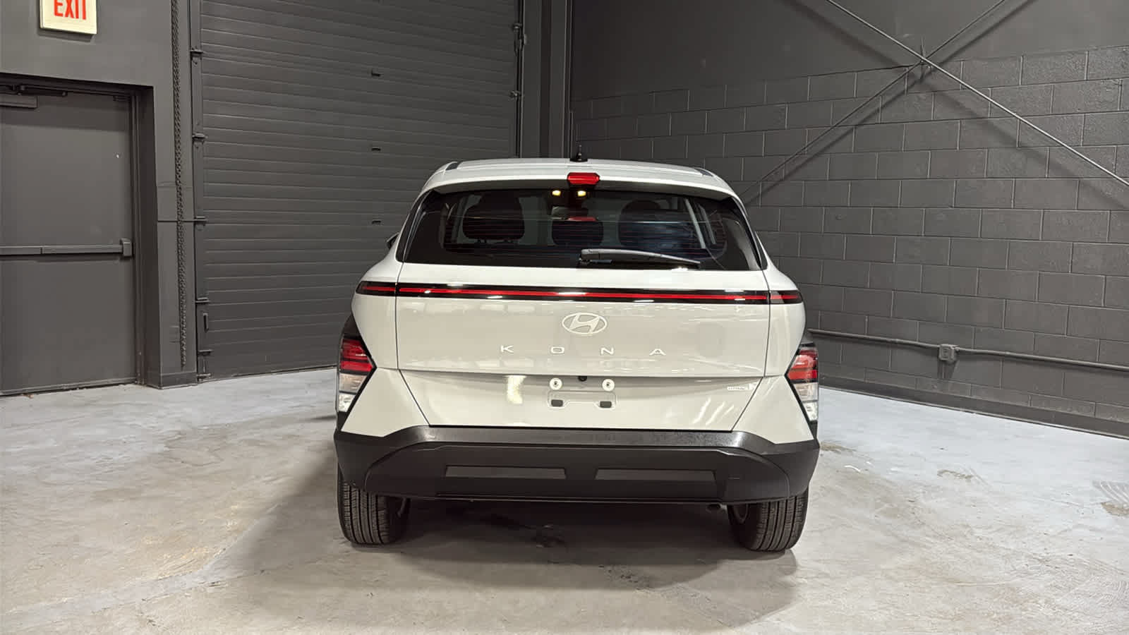 Used 2024 Hyundai Kona SE AWD/4WD image 5