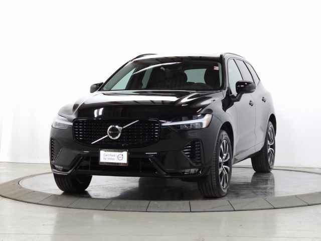 Certified 2025 Volvo XC60 B5 Core image 3