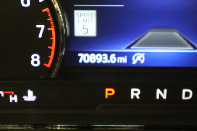 Used 2021 Ford Explorer Limited w/ Equipment Group 301A AWD/4WD image 34