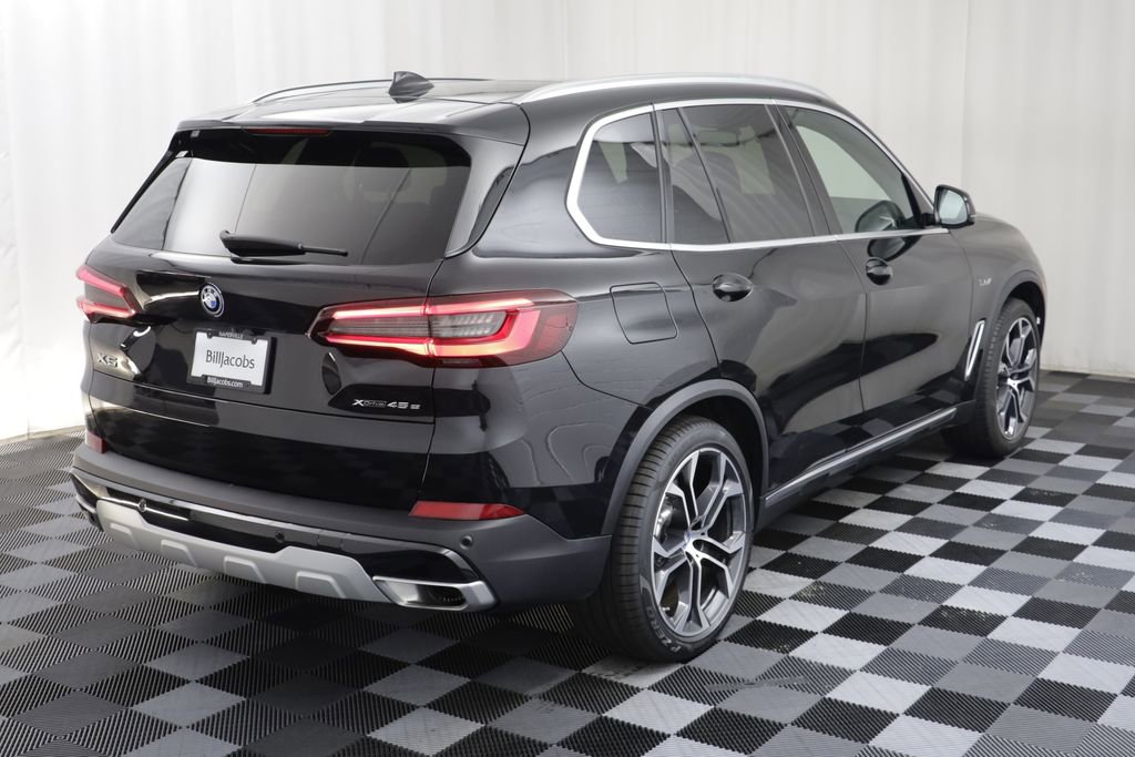 Certified 2023 BMW X5 xDrive45e w/ Executive Package AWD/4WD image 21