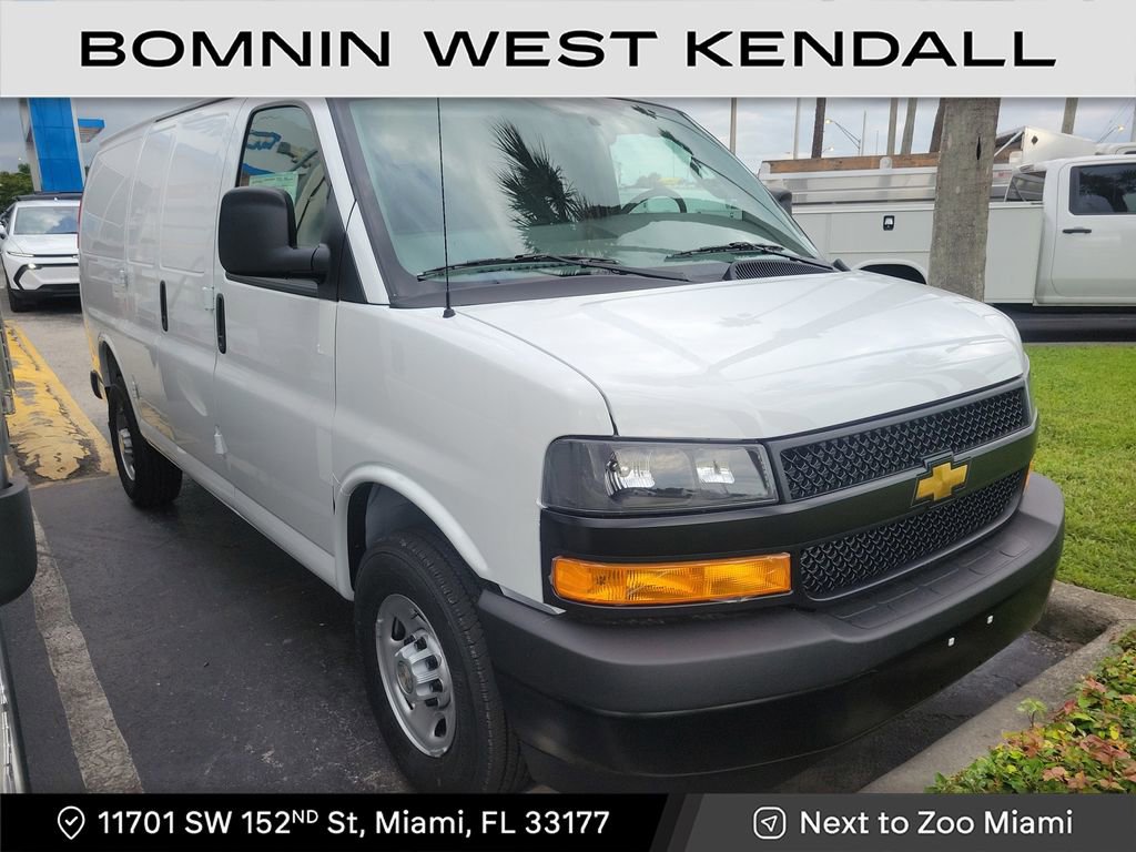 New 2025 Chevrolet Express 2500 Work Van w/ Driver Convenience Package