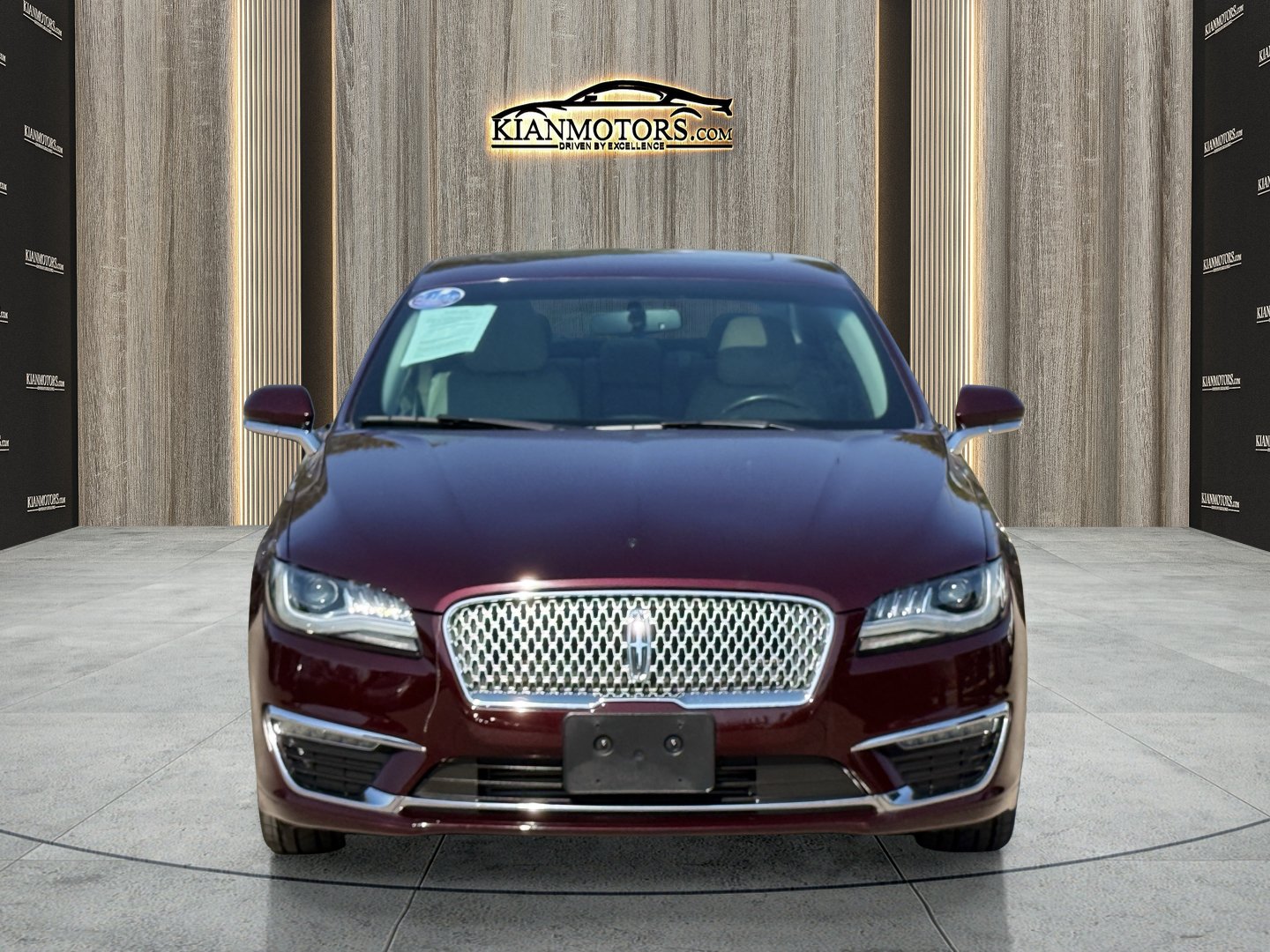 Used 2017 Lincoln MKZ Reserve FWD image 2