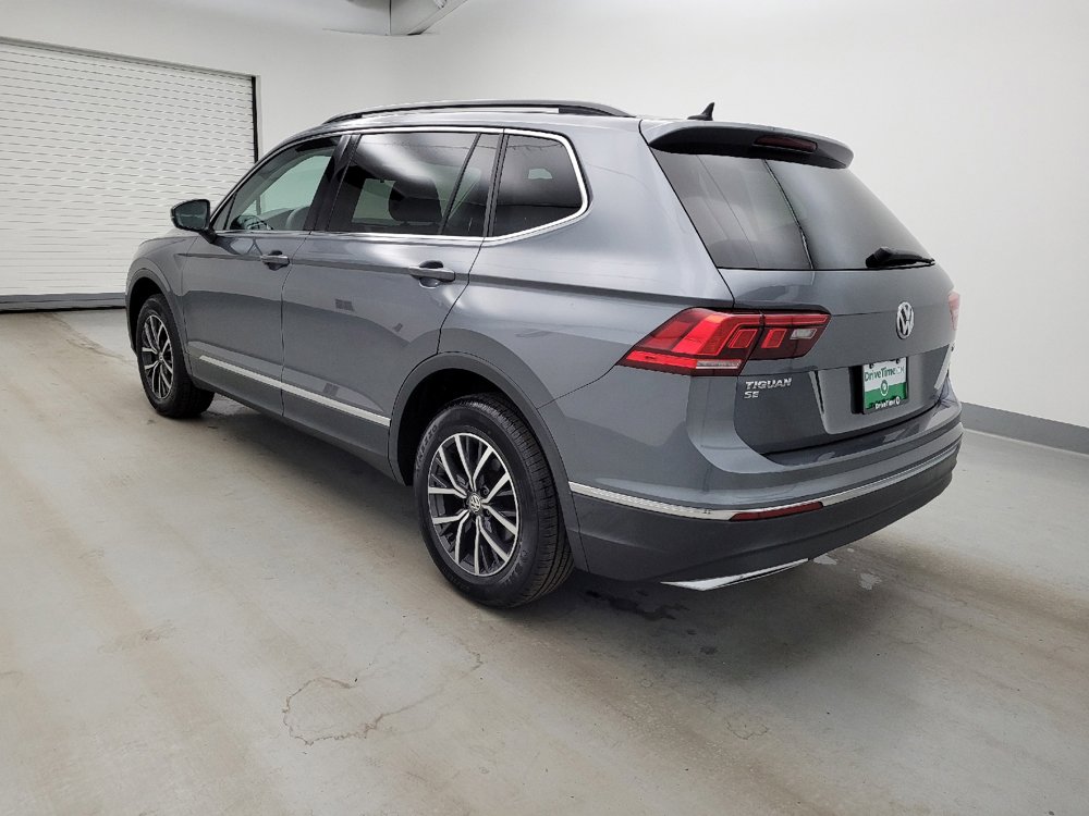 Used 2020 Volkswagen Tiguan SE w/ Panoramic Sunroof Package AWD/4WD image 3