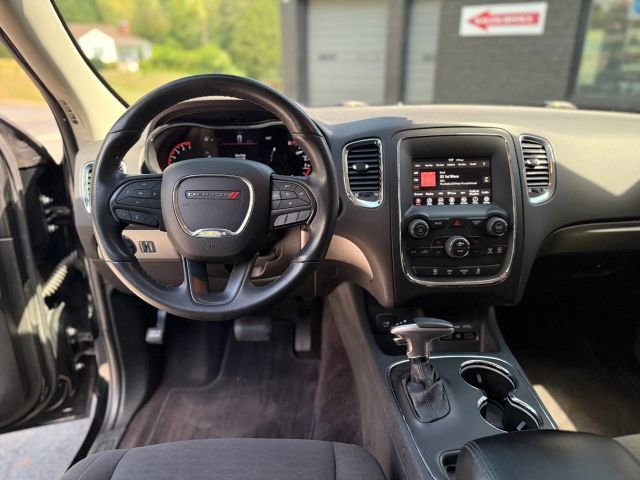 Used 2018 Dodge Durango SXT w/ 3rd Row Seating Group image 19