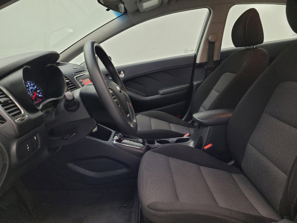 Used 2018 Kia Forte LX FWD image 17