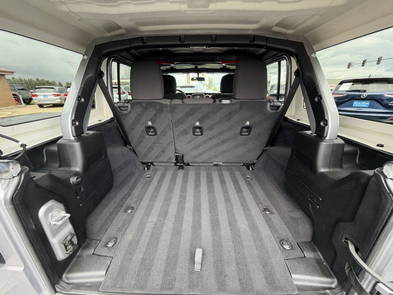 Used 2019 Jeep Wrangler Unlimited Sport S AWD/4WD image 23