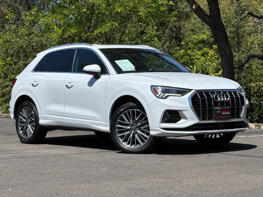 Used 2022 Audi Q3 2.0T Premium Plus AWD/4WD image 2