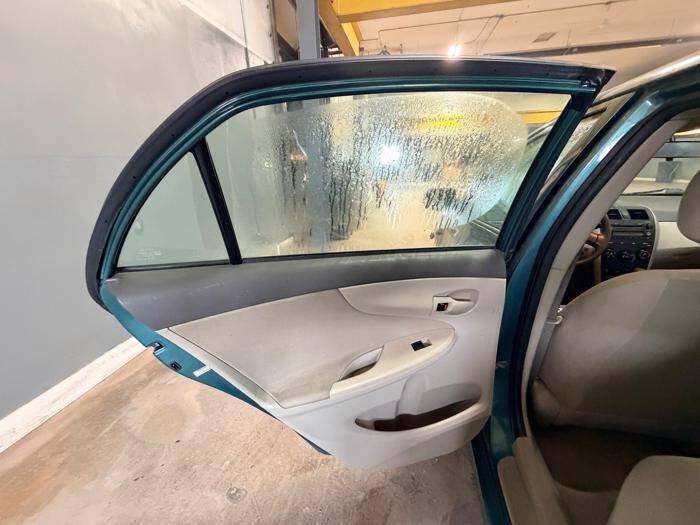 Used 2009 Toyota Corolla LE w/ All Weather Guard Pkg FWD image 24