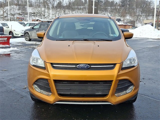 Used 2016 Ford Escape SE image 2