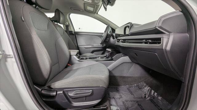 Used 2025 Kia K4 FWD image 21