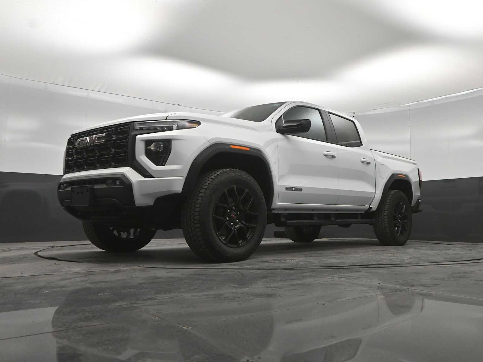 New 2026 GMC Canyon Elevation w/ Convenience Package AWD/4WD image 34