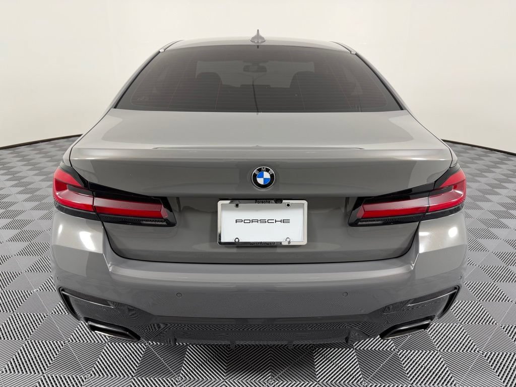 Used 2022 BMW M550i xDrive AWD/4WD image 13