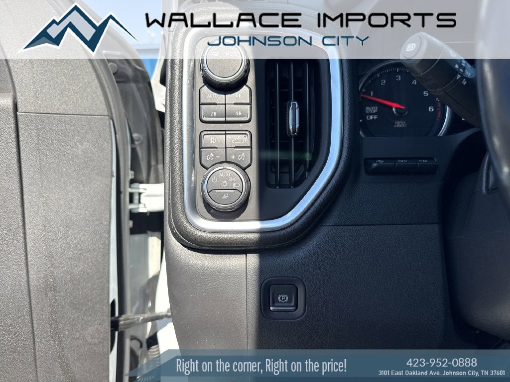 Used 2020 Chevrolet Silverado 1500 LTZ w/ LTZ Plus Package AWD/4WD image 33