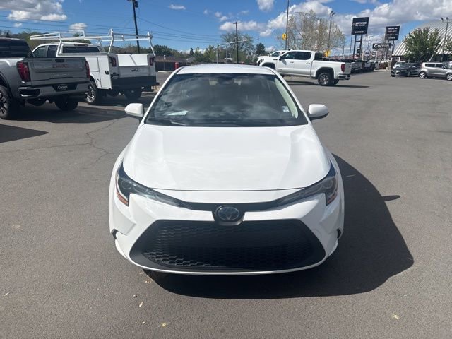 Used 2022 Toyota Corolla LE image 3
