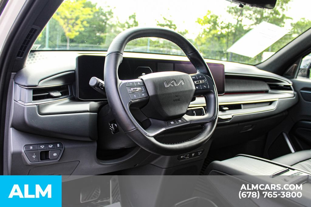 Used 2024 Kia EV9 GT-Line AWD/4WD image 34