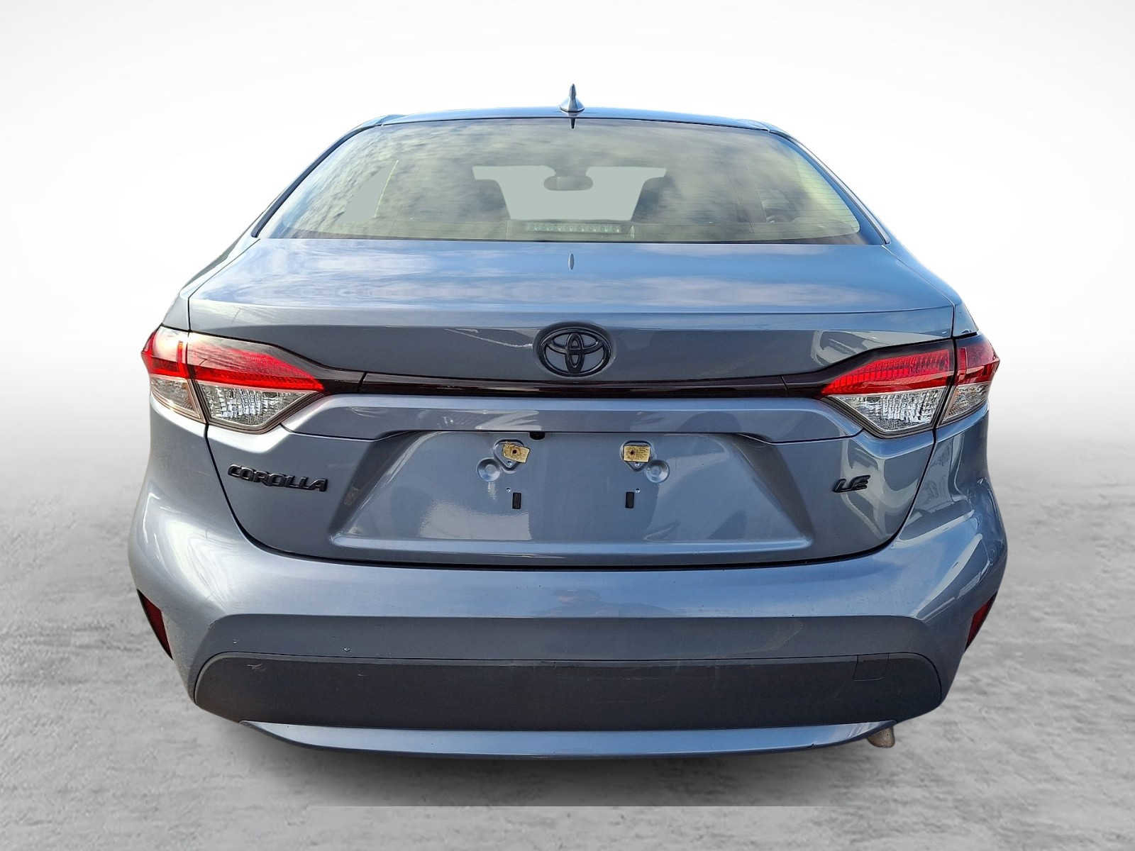 Used 2020 Toyota Corolla LE w/ LE Convenience Package FWD image 4
