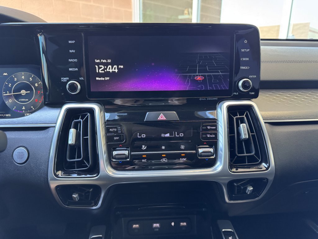 Used 2023 Kia Sorento SX FWD image 22