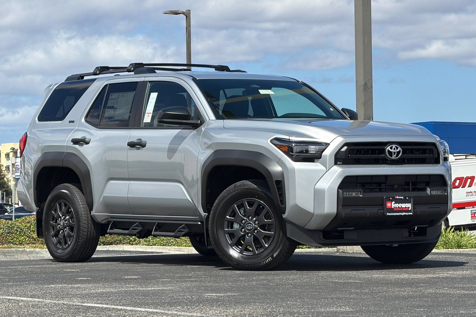 New 2026 Toyota 4Runner SR5 AWD/4WD image 2
