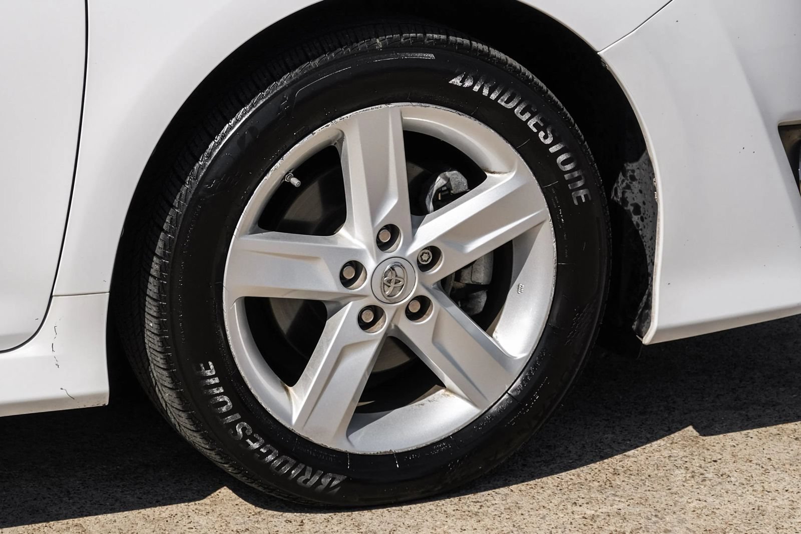 Used 2014 Toyota Camry SE FWD image 54