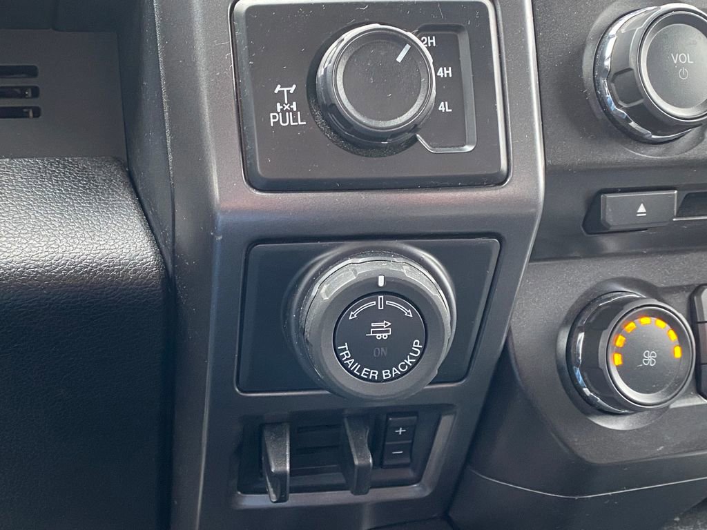 Used 2018 Ford F150 XLT w/ Equipment Group 302A Luxury AWD/4WD image 29
