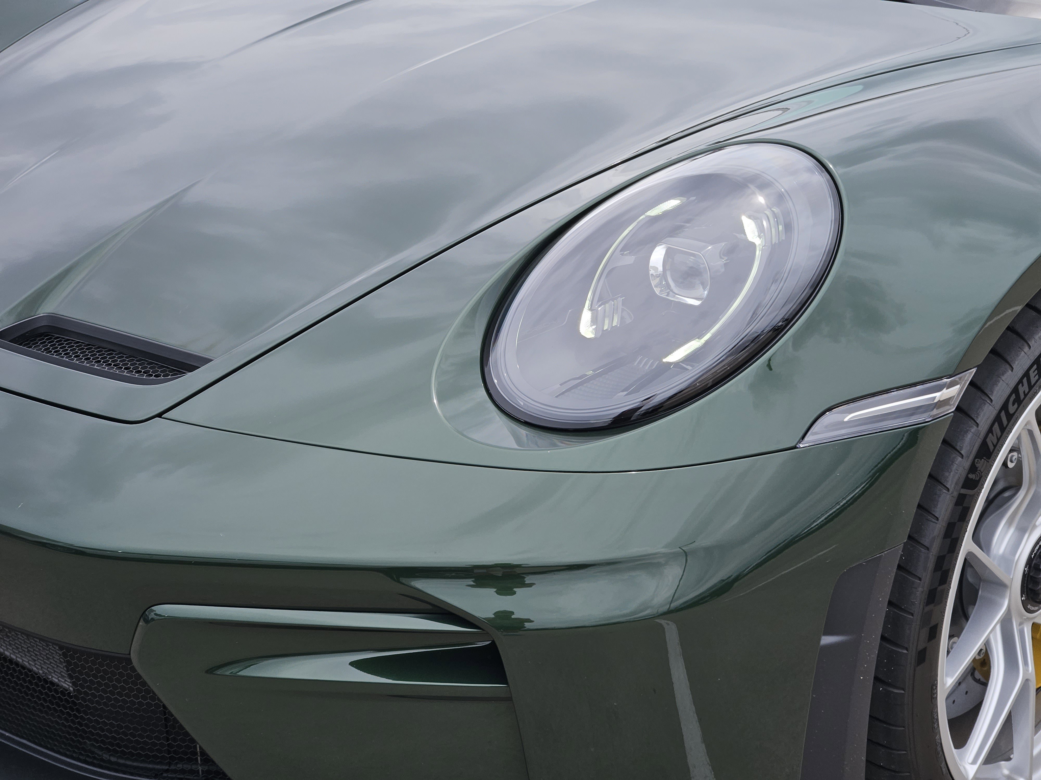Certified 2026 Porsche 911 GT3 RWD image 12