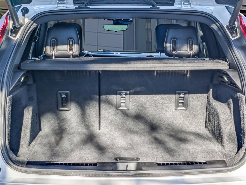 Used 2019 Cadillac XT4 Premium Luxury w/ Technology Package image 18