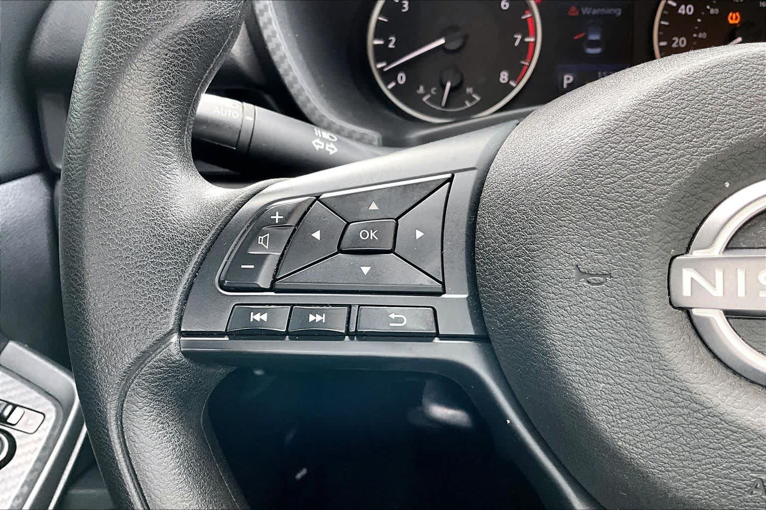 Used 2025 Nissan Sentra S FWD image 23