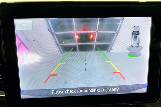 Used 2020 Ford Explorer XLT w/ Equipment Group 202A image 14